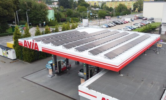 Stacje AVIA zasilane zieloną energią